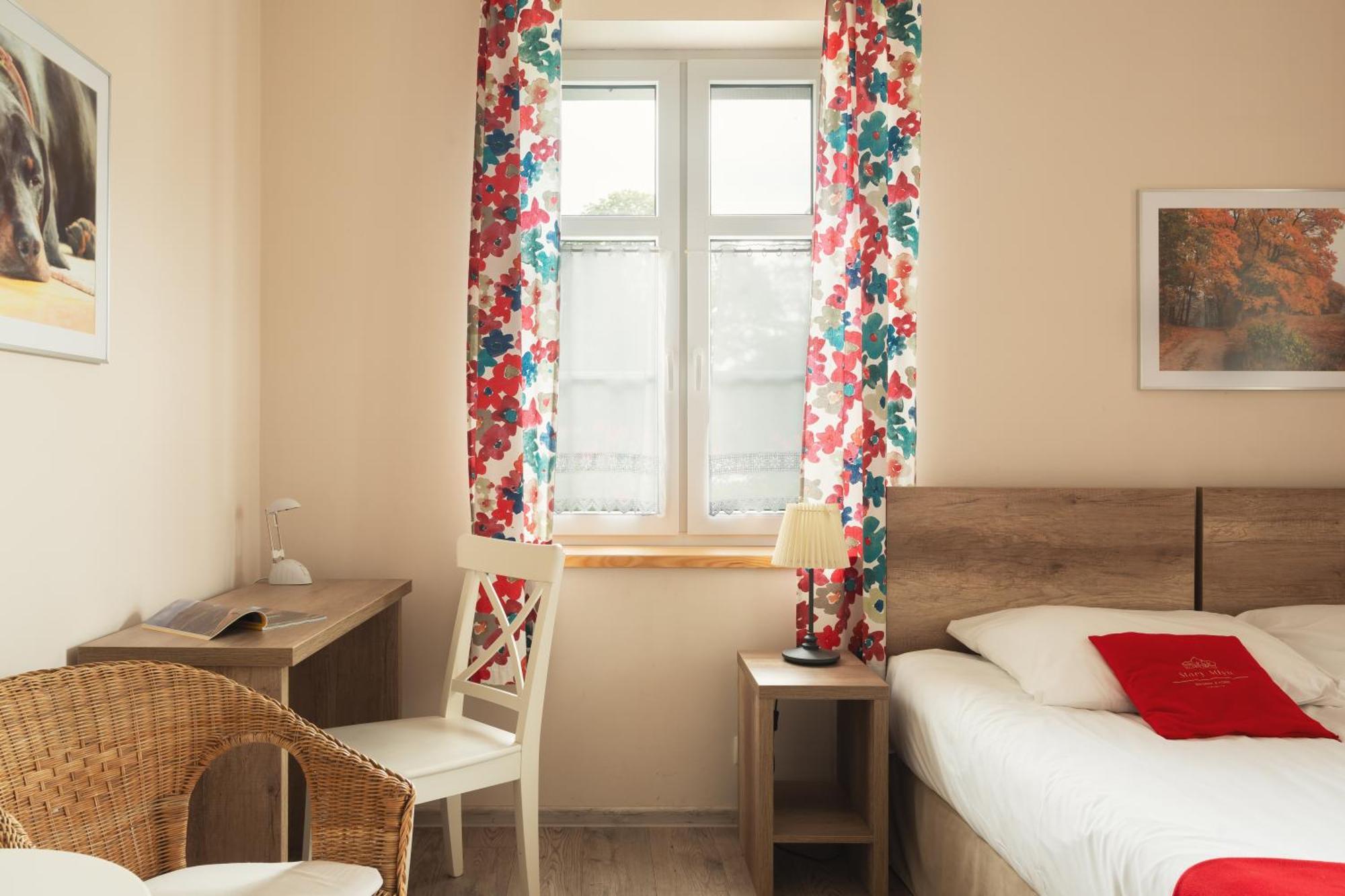 Hotel Stary Mlyn Strzeszyn Lubowo  Habitación foto